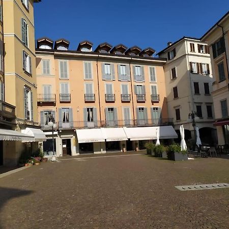 Appartamento Le Rondini Nel Centro Di Intra Luaran gambar